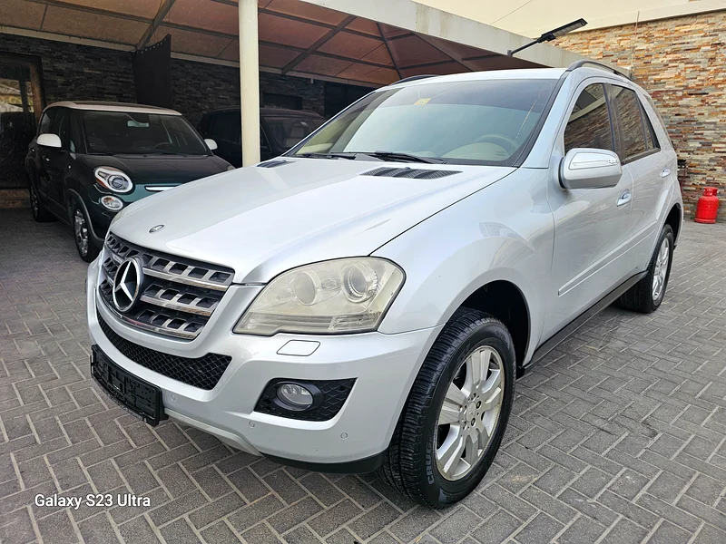 Mercedes ML350 in Excellent Condition Gcc Specification63488176690946112
