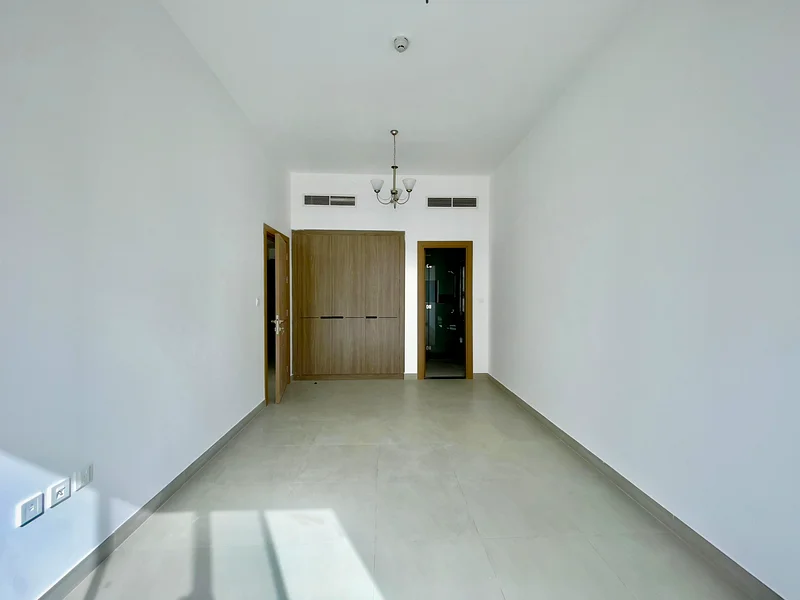 Elegant 1BHK | 2 Baths, Free Gym, Pool & Parking – Flexible Payments 4–6 Cheques63742752044033114