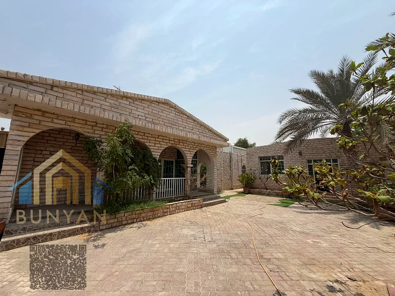 Don’t miss out! Elegant villa for rent with modern design and spacious layout, perfect for families. Your comfort starts here!63708863703938112