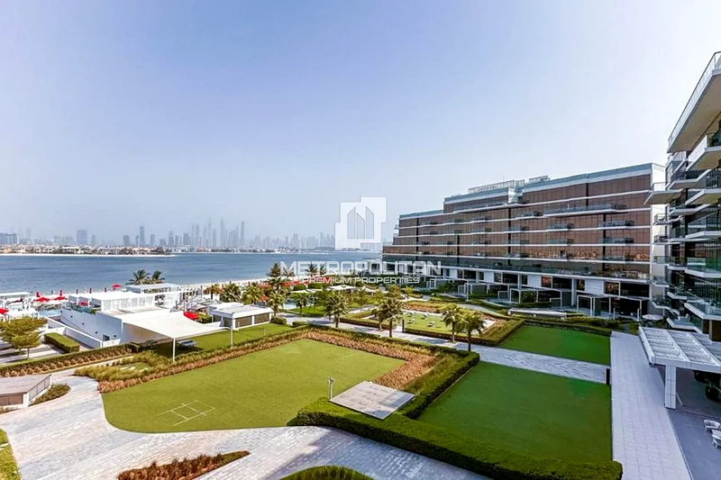 Sea View | Vacant | Best Price on the Market64010115379075111