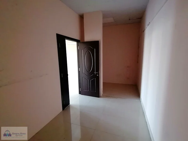 محل للبيع في مجمع بيرسيا، مؤجر، يواجه الطريق الرئيسي وله موقف سيارات (لا وكلاء من فضلكم)63825190654979114