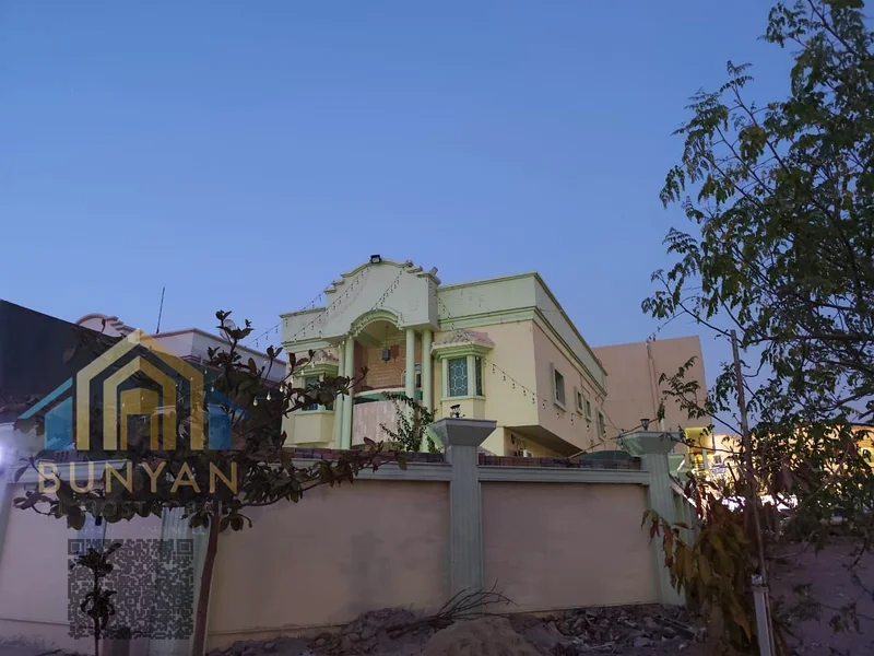 Don’t miss out! Elegant villa for rent with modern design and spacious layout, perfect for families. Your comfort starts here!63722633989249111