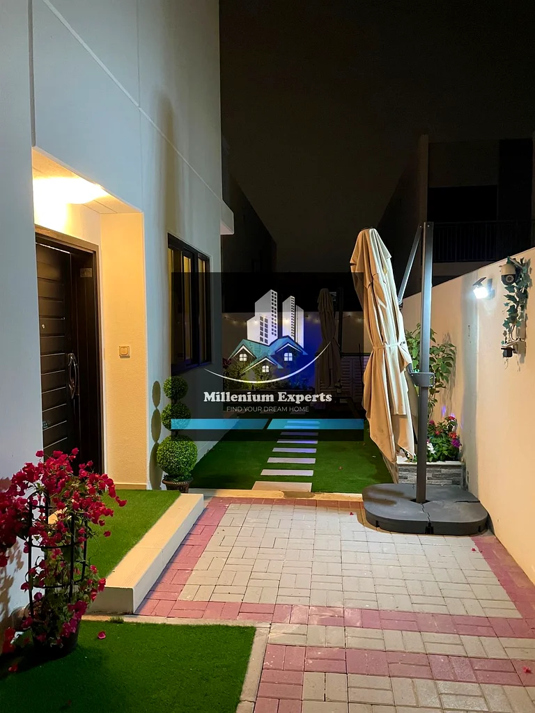 3 غرف نوم + خادمة | مفروشة بالكامل | جاهزة للانتقال63654981667715110