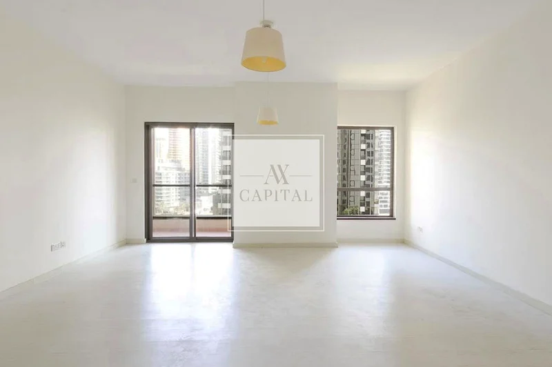 Spacious | Vacant | Close to the Beach63936932156801113