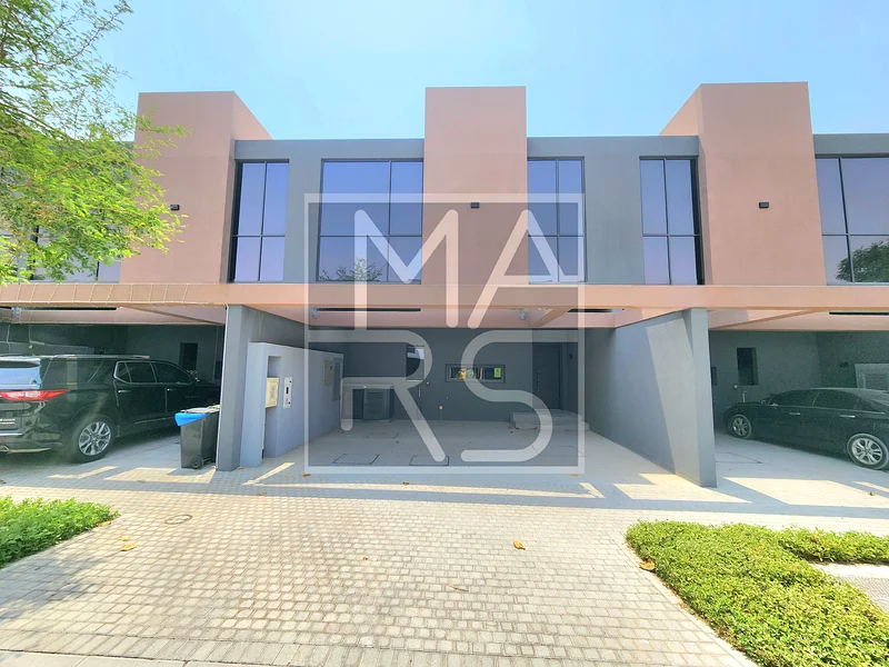 🏡 معيشة عصرية | 🛋️ 4 غرف نوم أكبر | 🆕 جديد بالكامل | 🧠 منزل ذكي 🏡63654746203394110