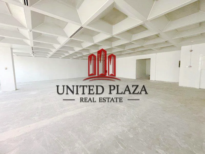 BRIGHT OFFICE | PRIME LOCATION | GREAT AMENITIES63612458003971113