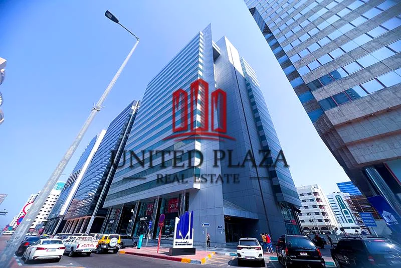 BRIGHT OFFICE | PRIME LOCATION | GREAT AMENITIES63612458003971118