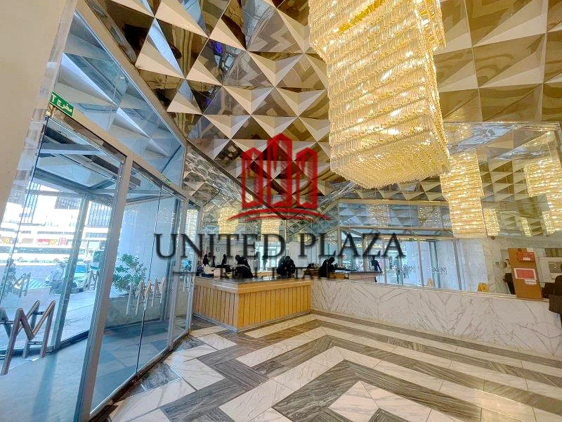 BRIGHT OFFICE | PRIME LOCATION | GREAT AMENITIES63612458003971111
