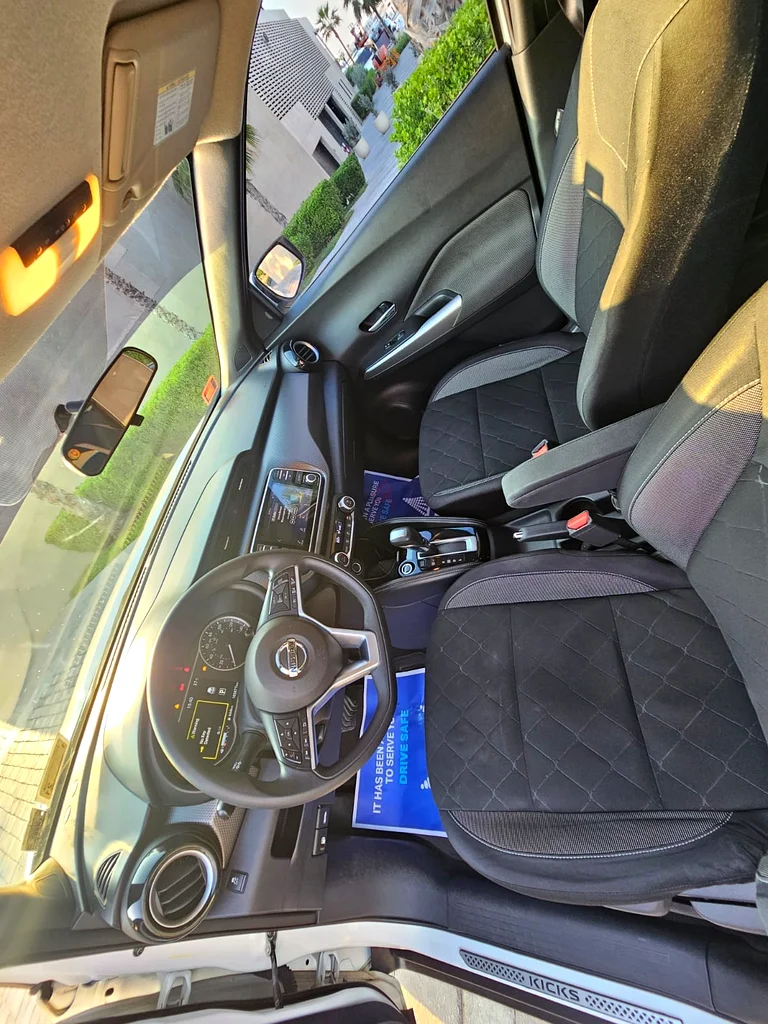 Family car. All time in one hands63484188510467111