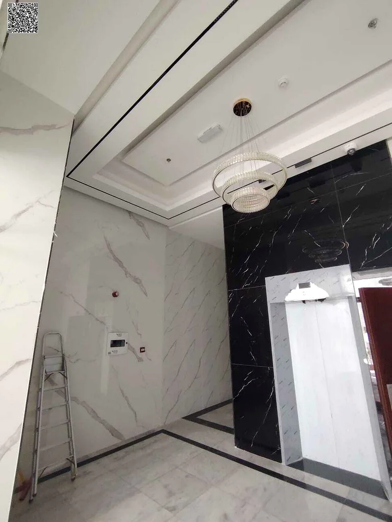 لإيجار سنوي، أول ساكن، مساحة واسعة مع تسهيلات دفع في موقع متميز63719878495233110
