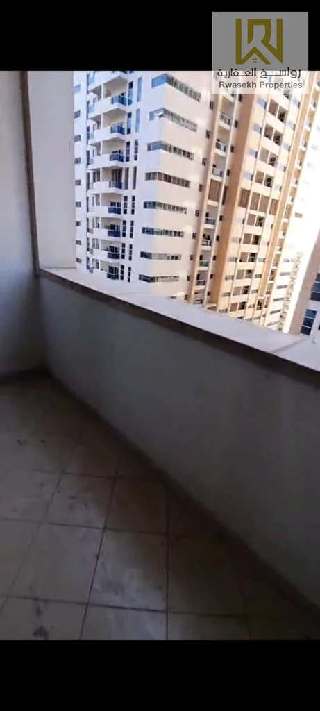 شقة للبيع مميزة في أبراج عجمان وان – الرشيديّة 📍 الموقع: عجمان – الرشيديّة، أبراج عجمان وان، الطابق الأول 💰 السعر: 550,000 درهم إماراتي63867463073155111