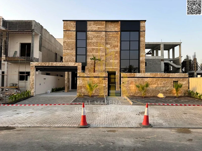 🏡امتلك فيلا زاوية على شارعين بسعر يشمل رسوم التسجيل وملكية، تكييف، كهرباء ومياه، قريبة من جميع الخدمات63872045367427111