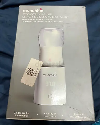 Munchkin 37° Digital Bottle Warmer - Ideal for Parents!