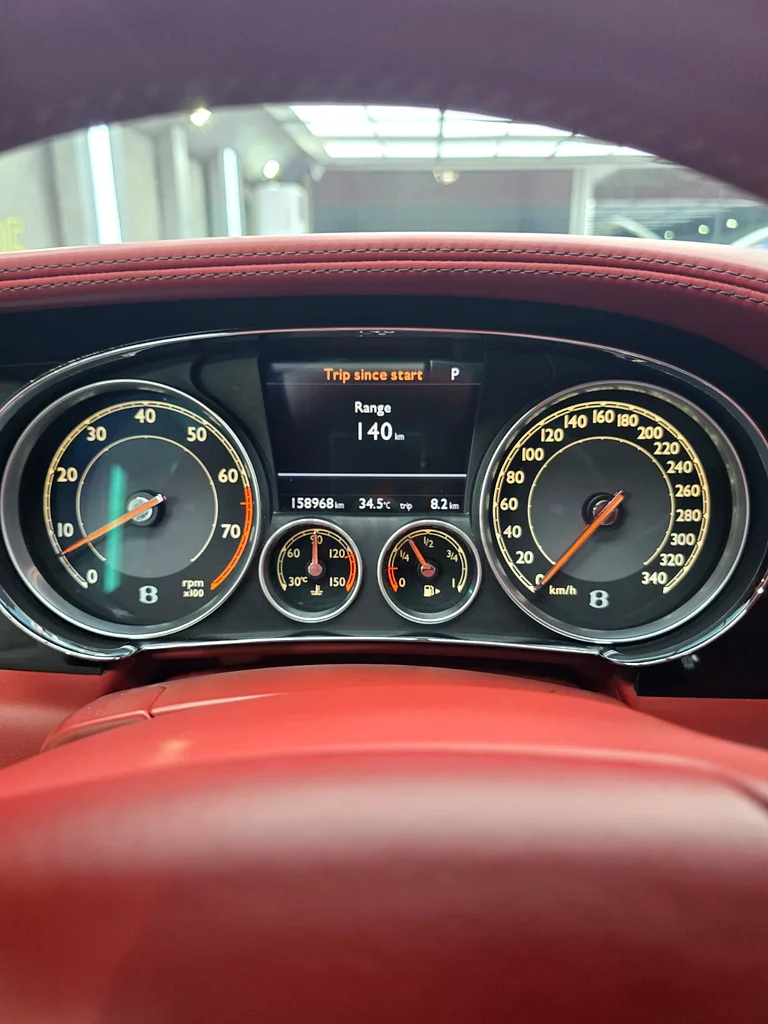 Bentley Flying Spur 2015 – Luxury Sedan – Excellent Condition63612059735681114