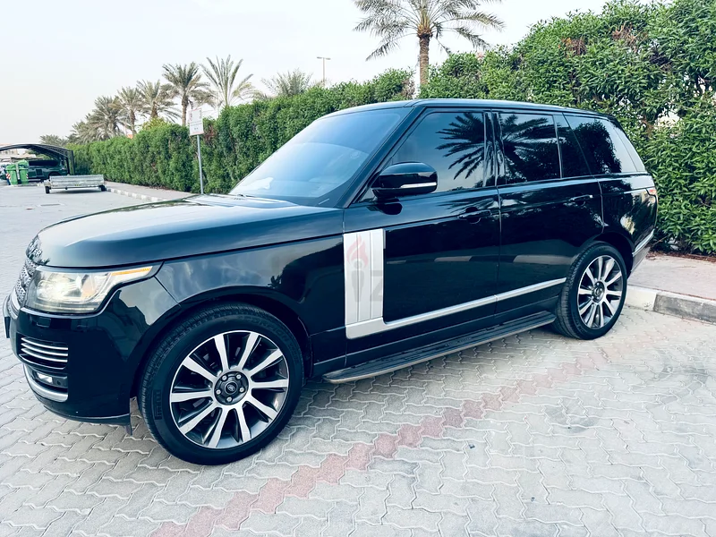 Range Rover GCC, first owner, low mileage, used, urgent sale63482779707777111