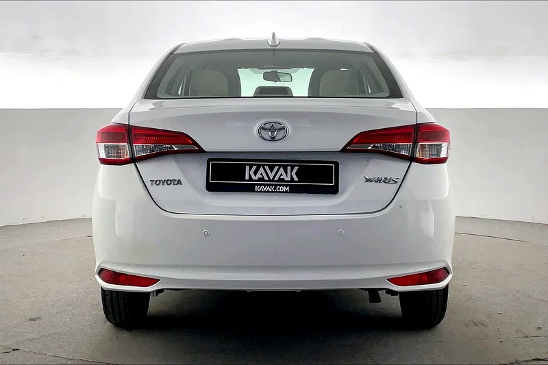 2022 Toyota Yaris SE / E  • Big Price Drop • 42937963699051387906112