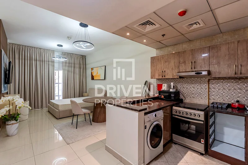 Prime Location | Furnished | Vacant | Spacious63778150287745111