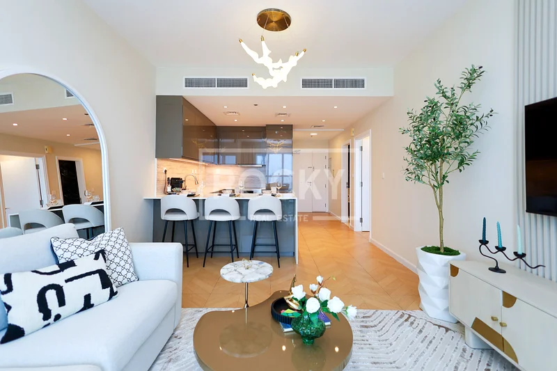 Newly Renovated | Full Sea View | Vacant unit64041372825473114