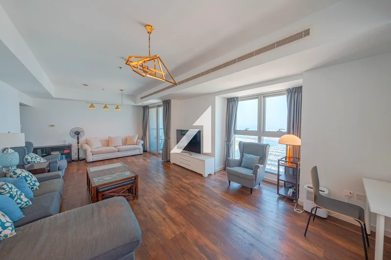 Fully Furnished | Upgraded | Full Sea View64041705128577111