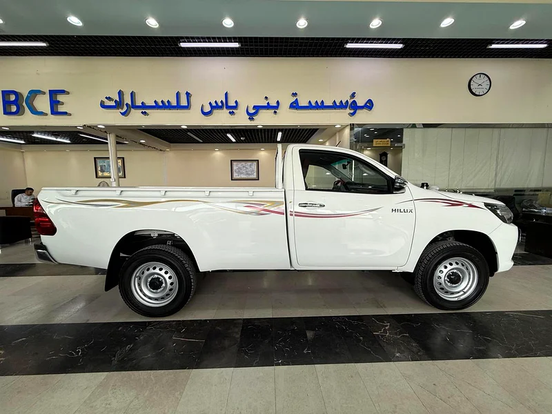 تويوتا هايلوكس - غمارا - دفع رباعي - ناقل حركة يدوي - موديل 2025 - جديدة63488078871426113