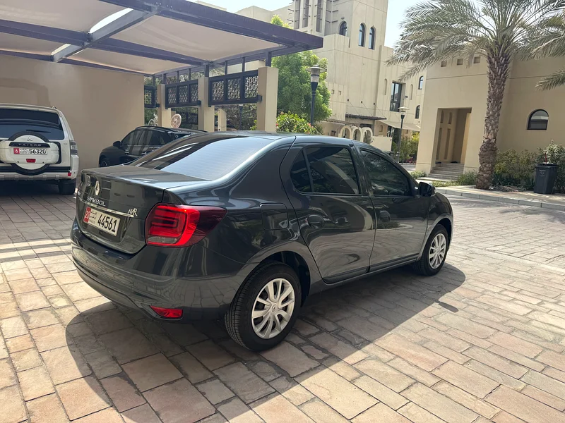 Renault Symbol. 2019. Full Service History. Under Renault Warranty63491047789313112