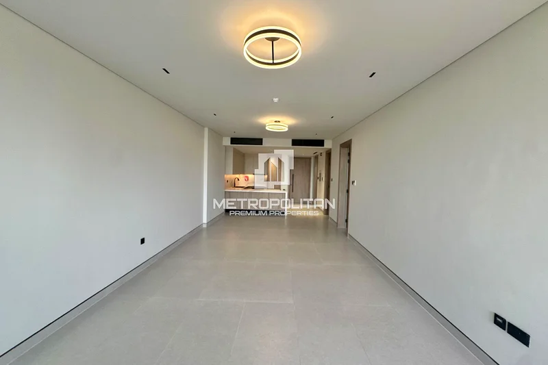 Burj Khalifa View | Spacious | Premium finishing63973718461571112