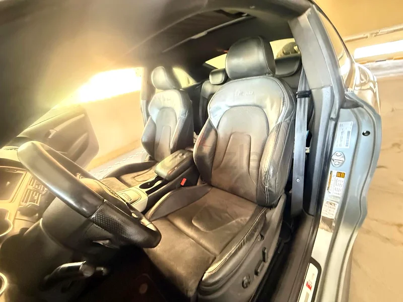 Audi A5 2011 Model63489166552578114