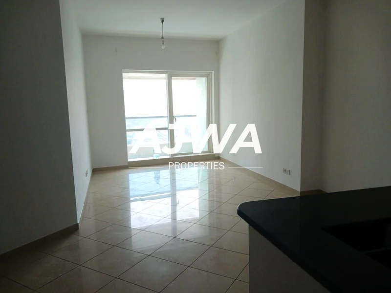 وحدة بغرفة نوم واحدة واسعة | إطلالة على البحيرة | طابق متوسط63988095591811110
