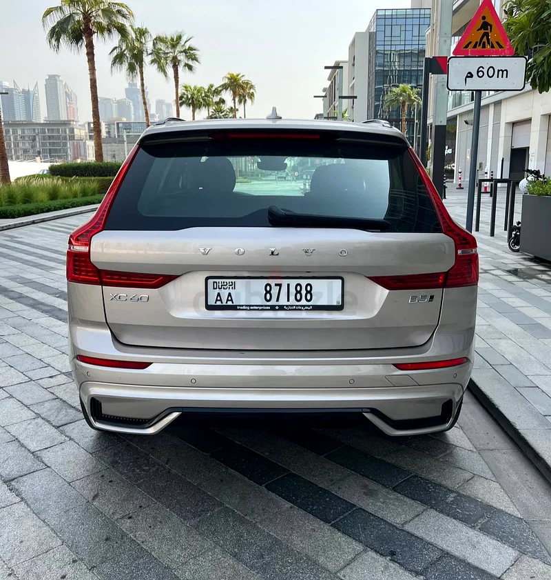 VOLVO XC60 B5 Ultimate Dark 2024 GCC63491372398594114