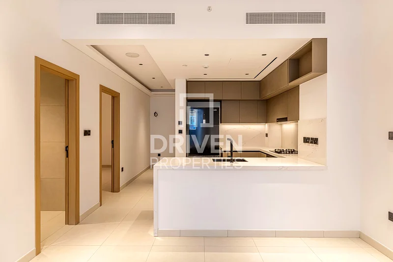 Spacious and Unique Layout | Pool View | Hot Deal63787594037634113