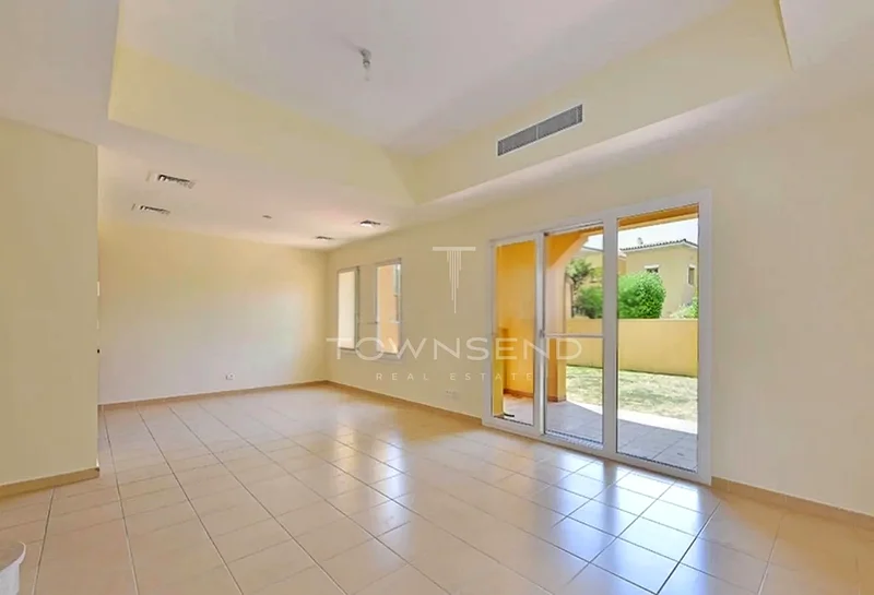 Opposite The Pool | C Type | Single Row63919567490818111