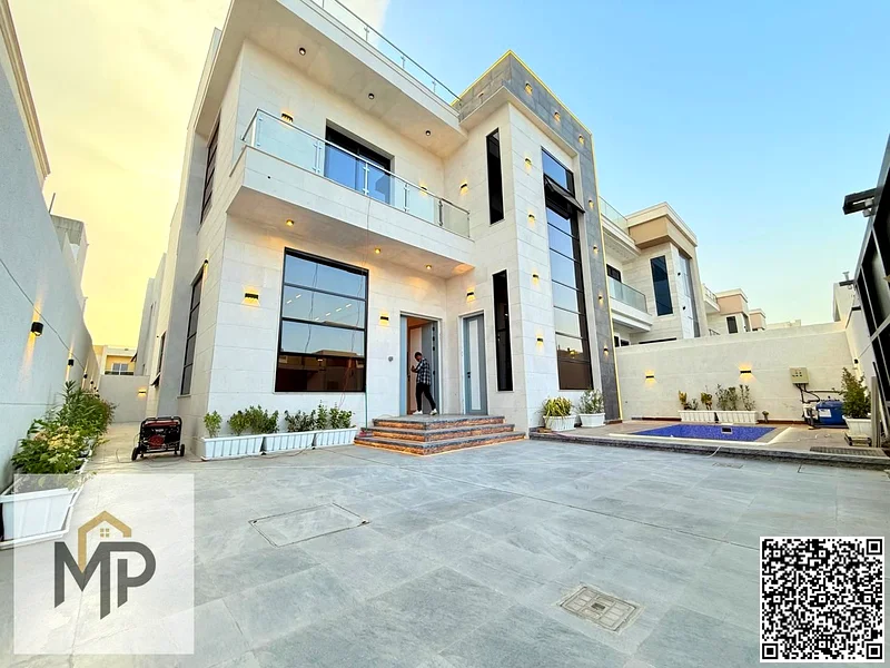 فرصة ذهبية لامتلاك الفيلا التي تحلم بها في الهيليو 2، مباشرة على الشارع الرئيسي، وبسعر جذاب وخاص، متضمنة تكييف الهواء63898888652163111