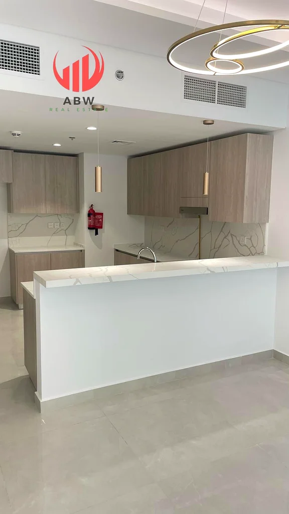 Vacant | Near to Circle Mall | Prime JVC Location63787279037058112