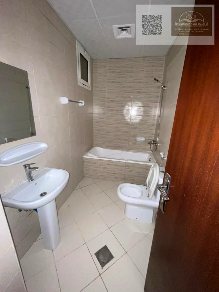 2BHK Apartment for Annual Rent in Al Jurf 3 – Ajman | AED 35,000 | Family area close to all services63713232144897112