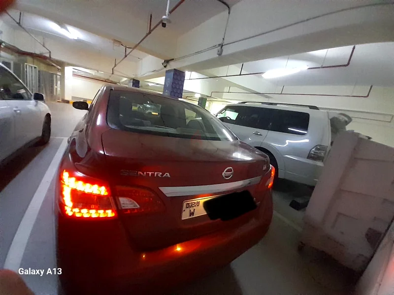 نيسان سنترا للبيع بحالة جيدة63484157822465111