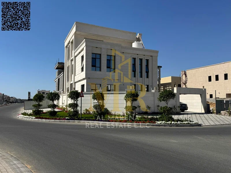فيلا مباشرة من المالك على الشارع الرئيسي في منطقة عجمان المميزة، تشطيب شخصي، قريبة من وسائل الراحة، دفعة أولى صفر، ملكية حرة63872045320707111
