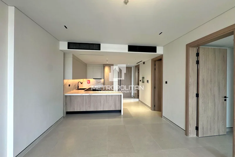 Burj Khalifa View | Spacious | Premium finishing63973718461571111