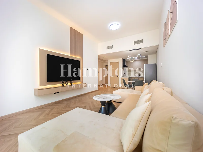 Vastu | Fully Furnished | Upgraded | Near Metro63936023175169112
