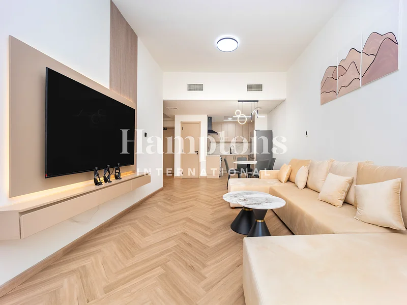Vastu | Fully Furnished | Upgraded | Near Metro63936023175169110