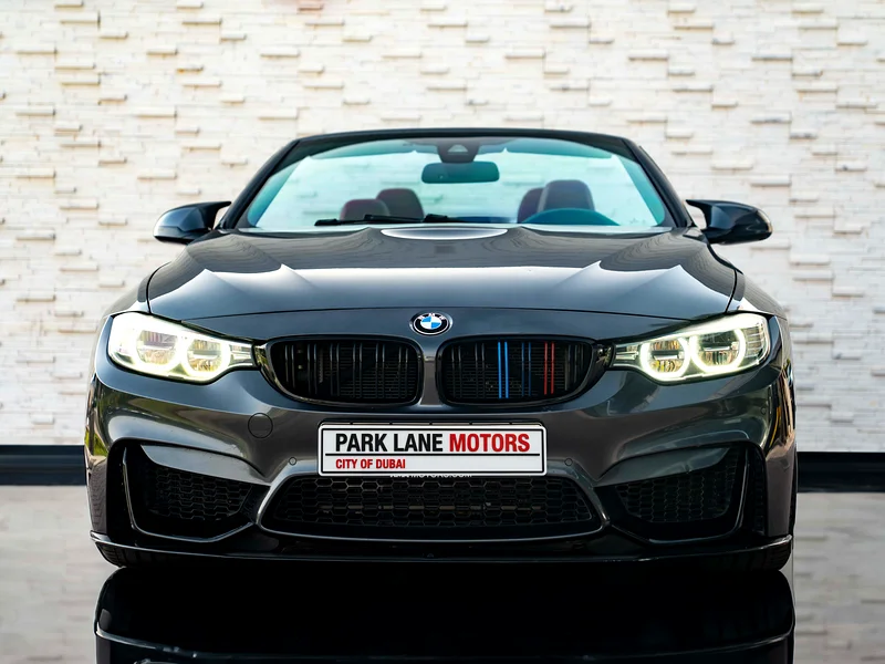 عروض العودة إلى المدرسة • BMW M4 كابريو • سجل صيانة كامل • تم الحفاظ عليها بعناية فائقة • حالة ممتازة63484819764865112