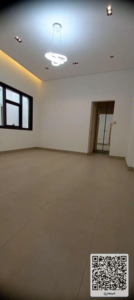 فيلا فاخرة للبيع في الهيلو63892581644162114