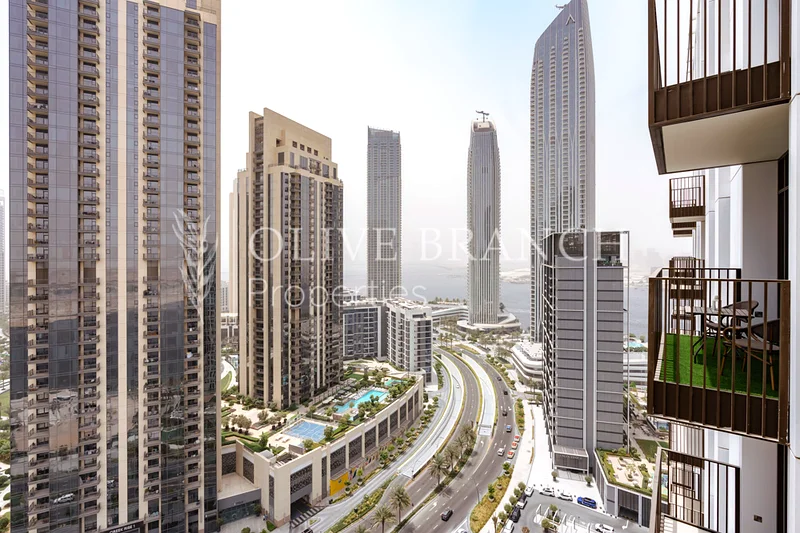 الطابق العالي | جديد بالكامل | حياة فاخرة على ضفاف الجدول63760919380739110