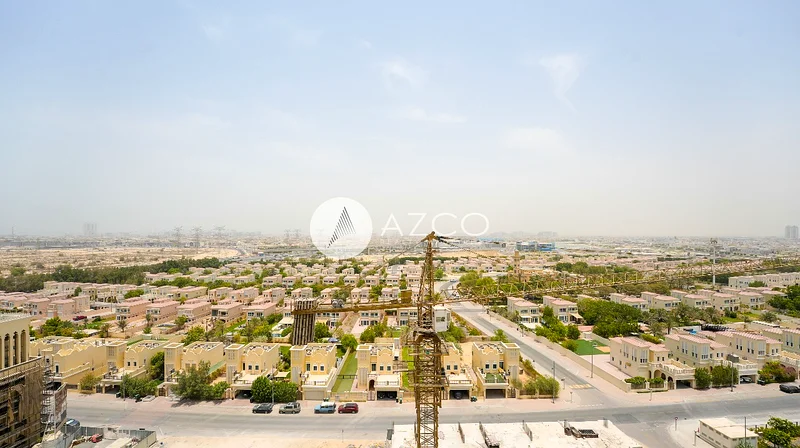 وحدة فاخرة | شاغرة | مفروشة جزئيًا63784819335937111