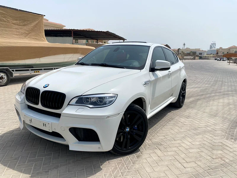 2014 BMW X6M  4.4L TWIN TURBO  V8 555 HP || LOW MILEAGE || ACCIDENT FREE || GCC || CARPLAY63485004892674111