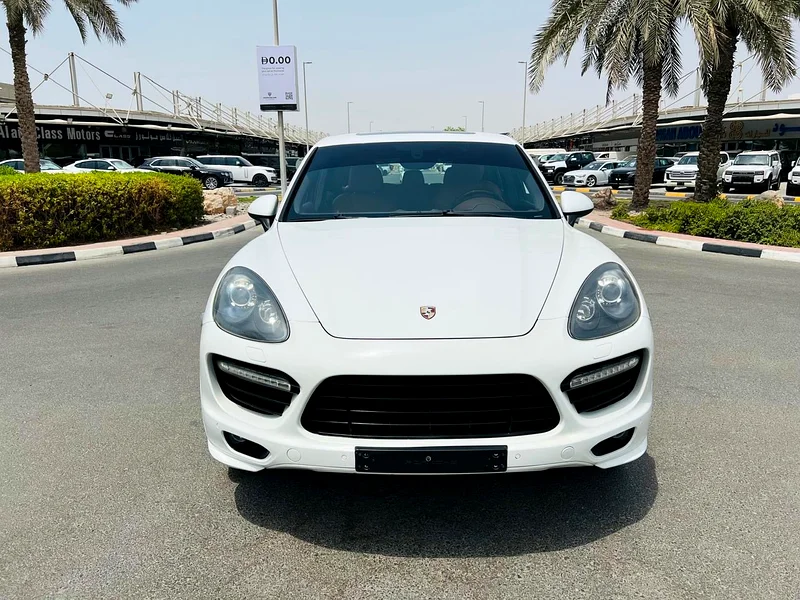 بورشه كايين جي تي إس 4.8 لتر V8، خيار كامل، سجل الخدمة متاح، مالك واحد من دول مجلس التعاون الخليجي63489005216642112