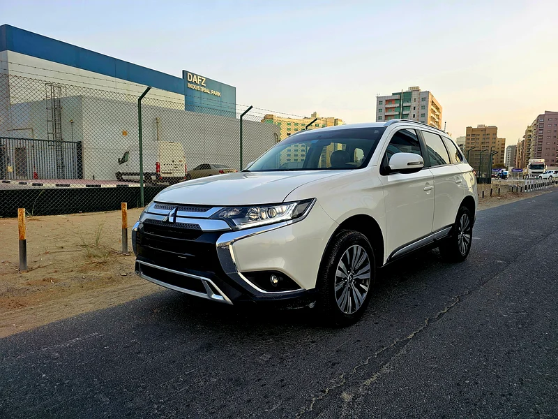 All inclusive Mitsubishi outlander 2023 gcc GLS 4WD63482059198593110