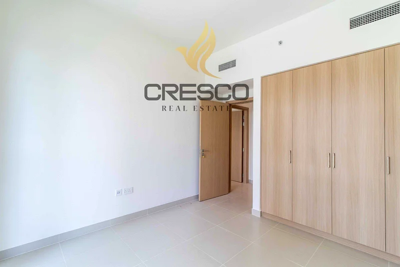 Vacant | Prestigious Address | Spacious Unit63760126817538110