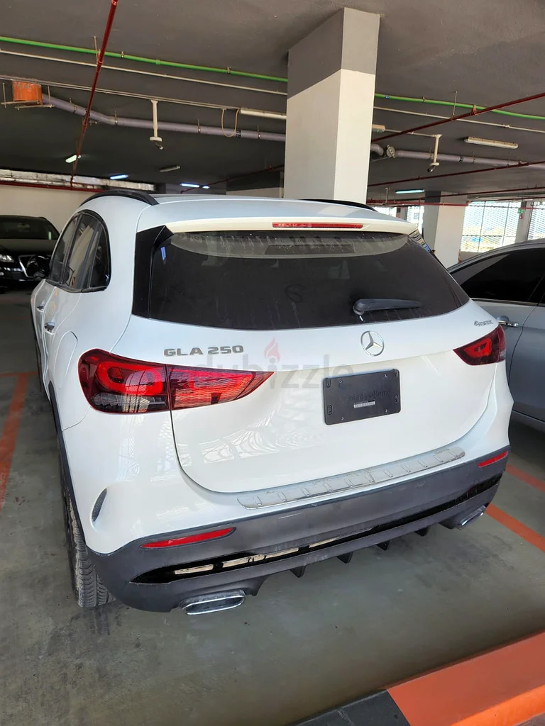 Mercedes-Benz GLA 25063488176705538112