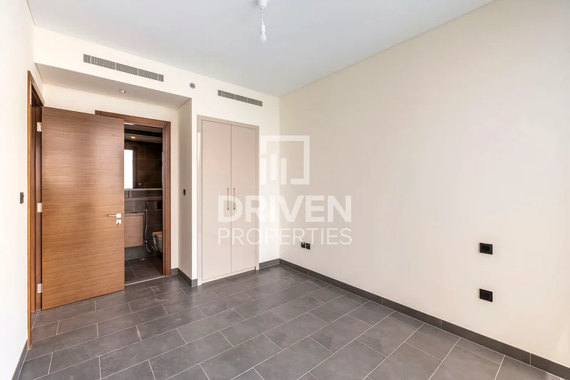 Brand New Apt | Study Room Included | Pool View63759461453185114
