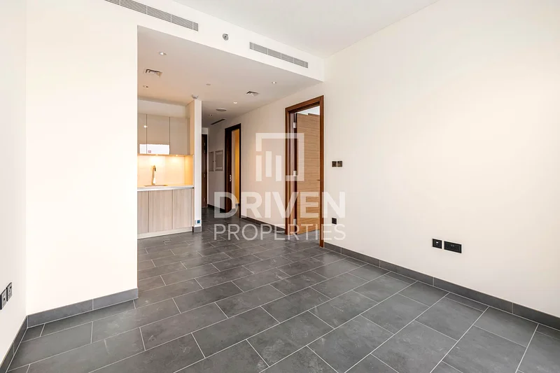 Brand New Apt | Study Room Included | Pool View63759461453185113